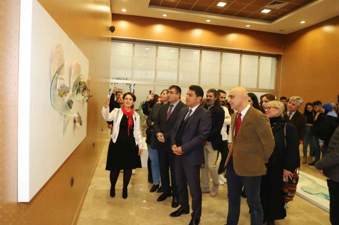 Cam Sergisi Sanatseverlerle Bir Araya Geldi