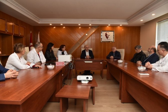 Omü Tıp Fakültesi’nde Hafta Sonu Ve Poliklinik Ve Ameliyat Hizmeti Başladı