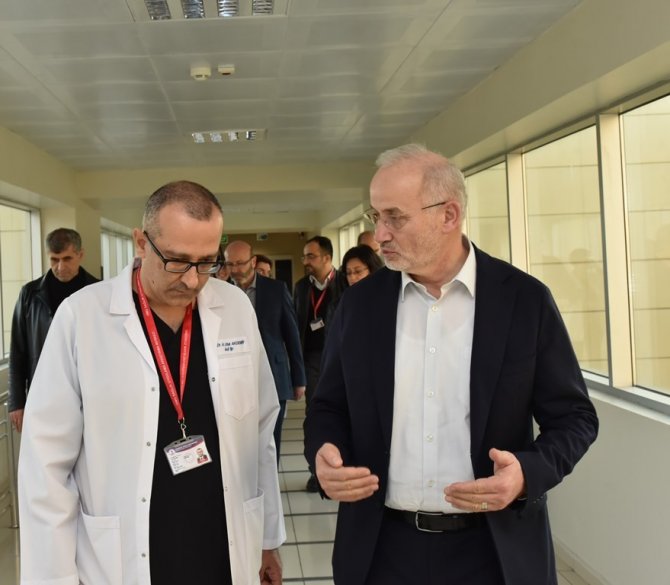 Omü Tıp Fakültesi’nde Hafta Sonu Ve Poliklinik Ve Ameliyat Hizmeti Başladı