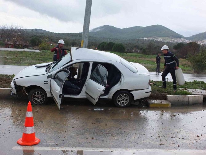 Burhaniye’de Kaza Geçiren Öğretmenler Yaralandı