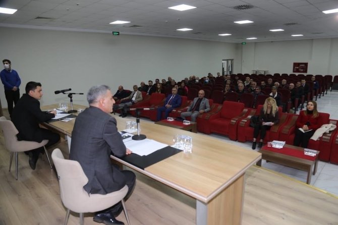 Tunceli’de Muhtarlar Toplantısı Düzenlendi