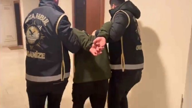 Ünlü Eğlence Mekanının Önünde İşlenen Cinayetin Faili Yakalandı