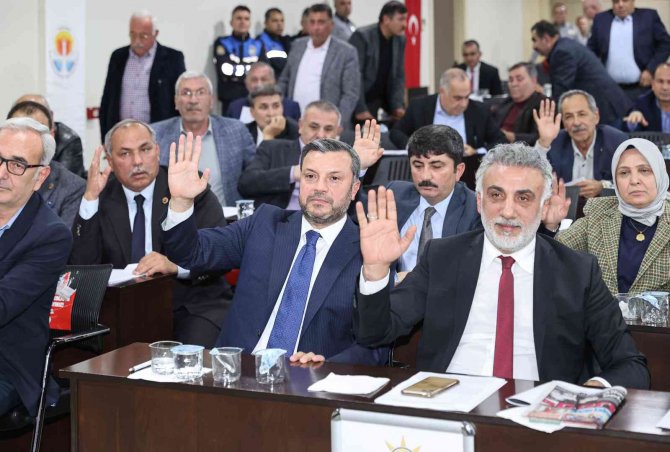 Başkan Kocaispir: “Yüreğir Artık Geleceğe Umutla Bakıyor”