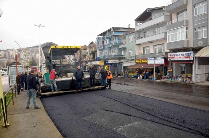 Alaplı Belediyesi’nin Asfalt Çalışmaları Aralıksız Sürüyor