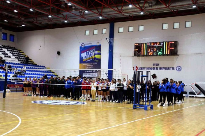 Adü’de ’Üniversiteler Arası Voleybol Bölgesel Lig Müsabakaları’ Açılış Töreni Gerçekleşti