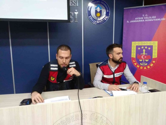 Öğrencilere Kadına Şiddet Ve Siber Zorbalık Eğitimi Verildi