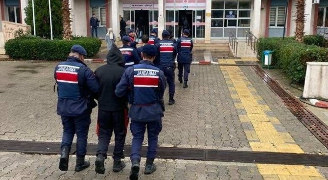 Motosiklet Hırsızlarına Jandarmadan Eş Zamanlı Operasyon