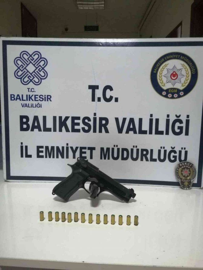 Balıkesir’de Polis Ve Jandarmadan ’Huzur’ Operasyonu