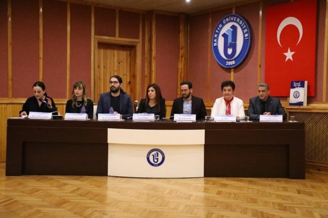 Barü’de “İ̇nsan Hakları Paneli” Düzenlendi