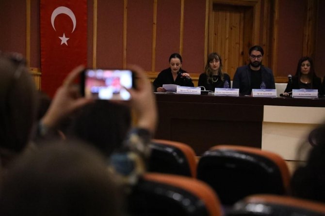 Barü’de “İ̇nsan Hakları Paneli” Düzenlendi