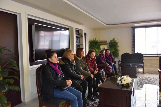 Başkan Bakkalcıoğlu’ndan Güneşspor Kadın Kolları’na Destek