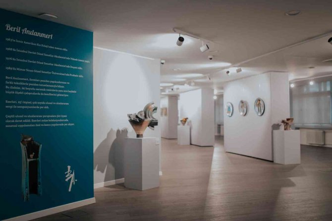 Beril Anılanmert’in ’Seyir Defteri’ Sergisi Açıldı