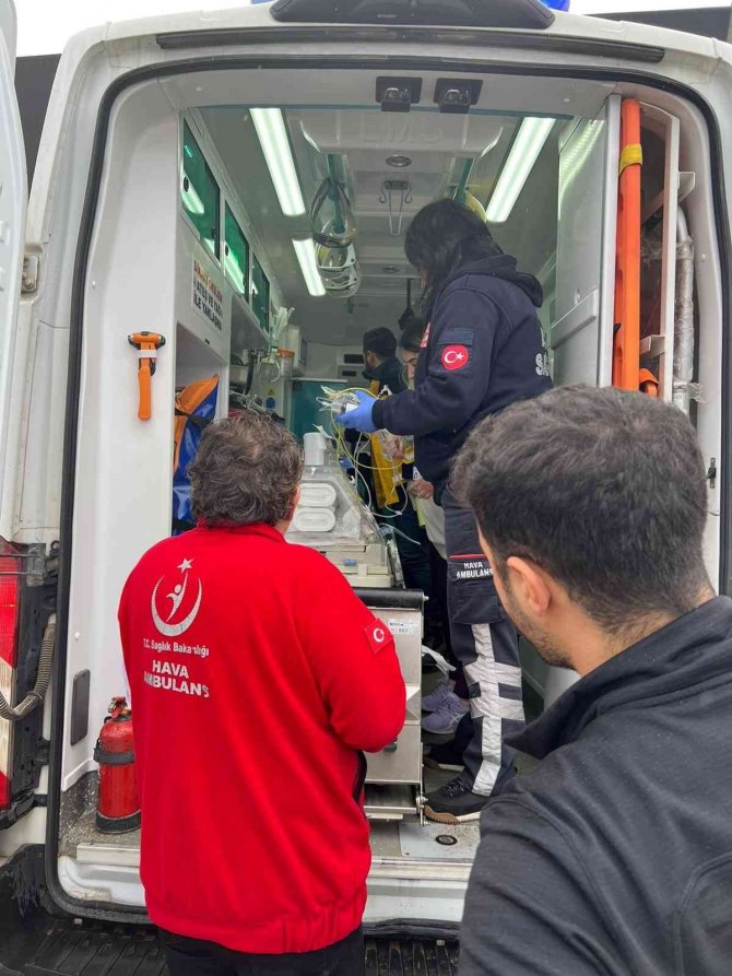 Kalp Hastası İki Günlük Bebek Ambulans Uçakla Konya’ya Gönderildi