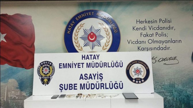 Hatay’da Bir Evden Hırsızlık Yapan Şüpheli Tutuklandı