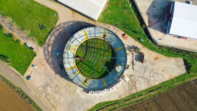 İ̇shakçılar Güreş Alanına Çatı Kuruluyor