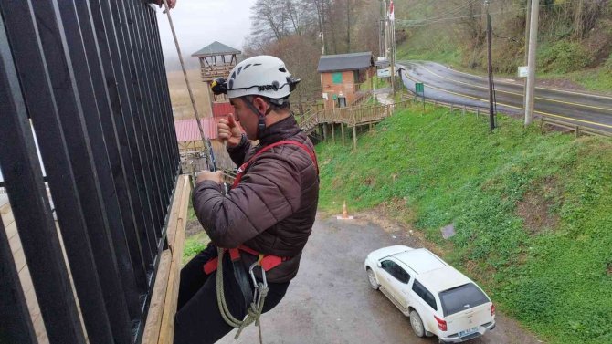 Eğitimi Sarıkaya Mağarasında Yaptılar