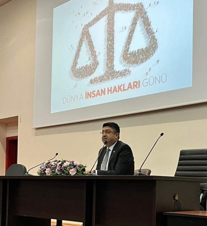 Oğuzeli Myo’da İ̇nsan Hakları Konferansı