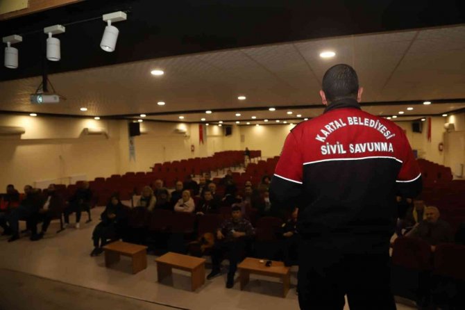 Kartal Belediyesi’nden Afet Gönüllülerine Eğitim