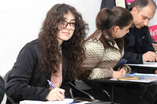 Bulgarca Öğreniyorlar