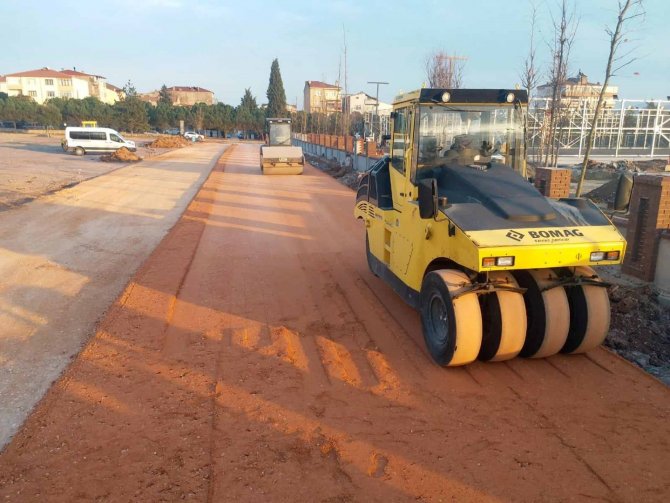 Sağlıklı Yaşam Parkı’na Yeni Yollar Yapılıyor