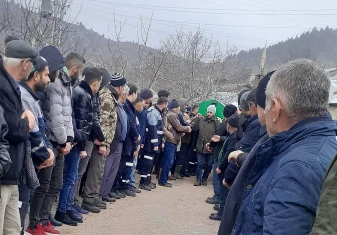 Trafik Kazasında Ölen Genç Son Yolculuğuna Uğurlandı