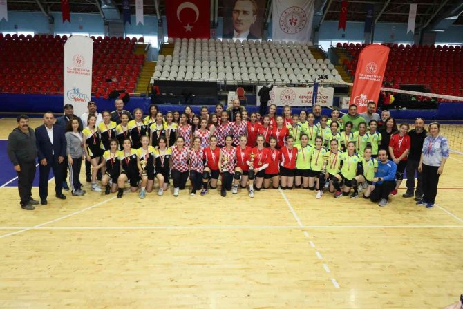 Filenin Yıldızları İl Birinciliği İçin Ter Döktü