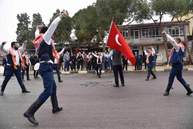 Vali Karadeniz Alaşehir’de Yatırımları İnceledi, Vatandaşla Buluştu