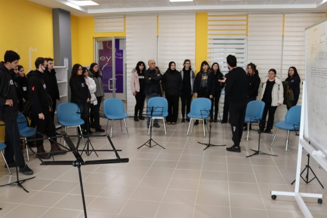 Muğla Gsb Yurtları Lise Son Sınıf Öğrencilerini Davet Ederek Ağırlıyor