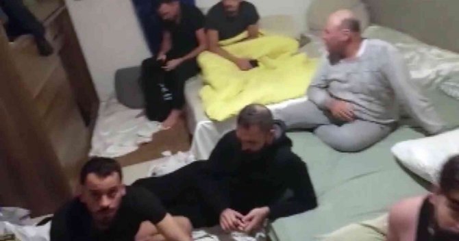 Datça’da Evlere Düzensiz Göçmen Operasyonu