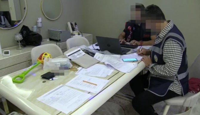 Sahte Tapu Dolandırıcılarına İ̇zmir Merkezli Operasyon: 39 Tutuklama