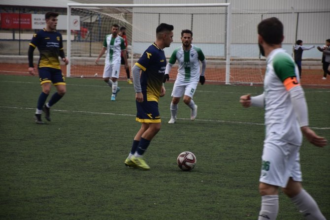 Bilecik 1. Amatör Lig’de Söğütspor Ve Vitraspor’un Bileği Bükülemiyor