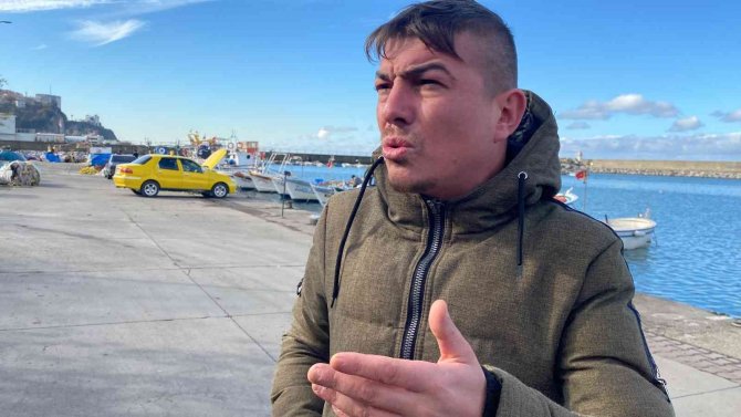 Balıkçı Teknesinden Düşen Kayıp Balıkçının Ailesi De Aramalara Katıldı