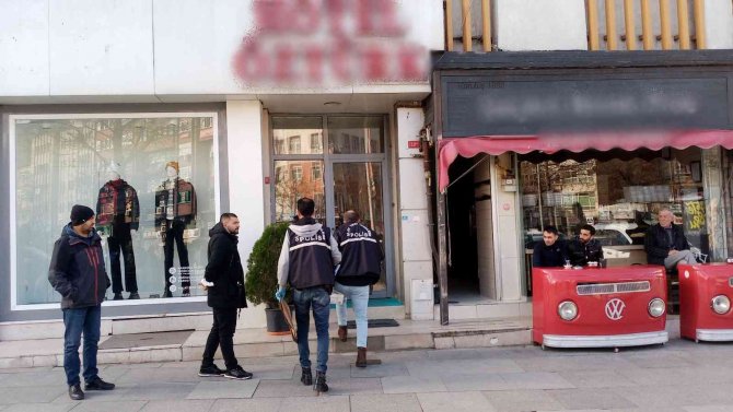 Otel Odasında Şüpheli Ölüm