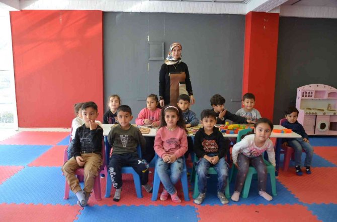 Tercan’da Çocuk Oyun Evi Açıldı