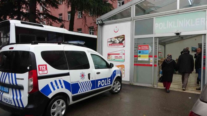 Psikiyatri Hastası Hastaneyi Birbirine Kattı