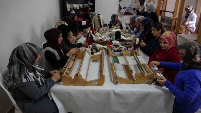 Vanlı Kadınlar Kurdukları Kooperatifle Geleceklerini İnşa Ediyor