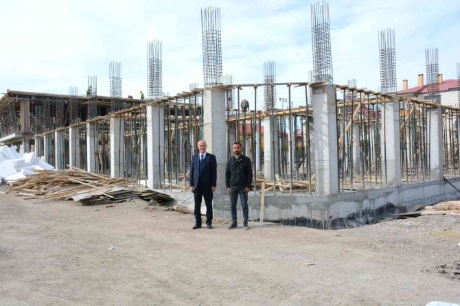 Tuşba Belediyesinin ‘Bedesten Çarşısı’ Hızla Yükseliyor