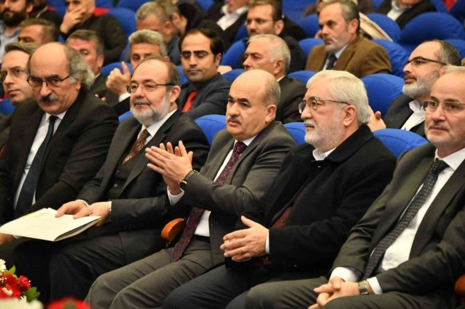 Din Öğretimi Genel Müdürü Gül: “Gençlerimiz Kıskaç Altında”