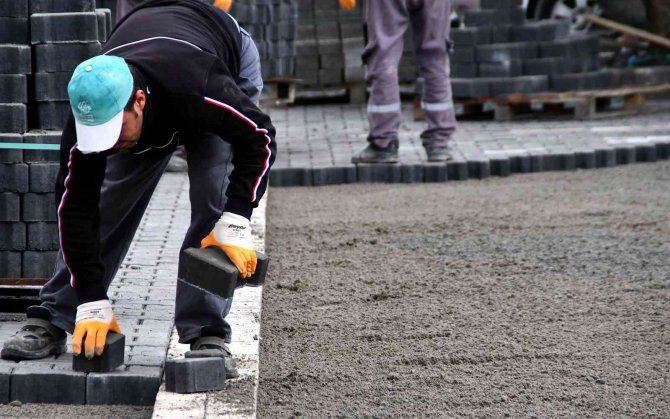Söke Belediyesi’nden Sanayi Sitesi’nde Yeşil Alan, Otopark Ve Yol Çalışması