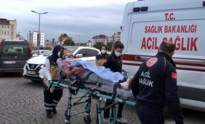 Genç Adam Bankta Otururken Hayatının Şokunu Yaşadı