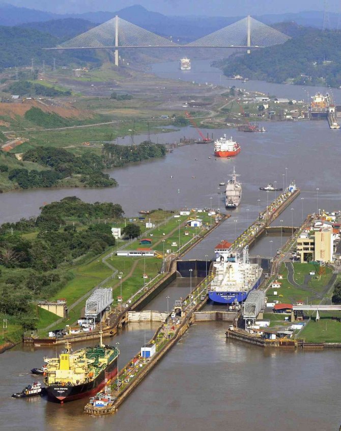 Panama Kanalı’nda Yangın: Miraflores Kapağından Geçişler Durduruldu