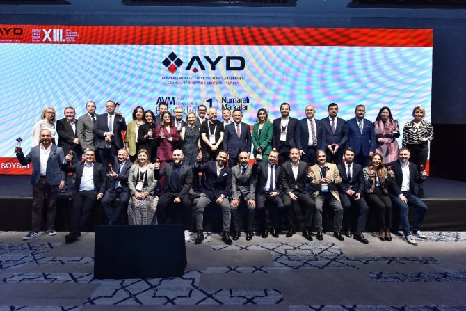 Kiğılı, Türkiye ‘Erkek Giyim’ Kategorisinde “1 Numaralı Marka” Seçildi