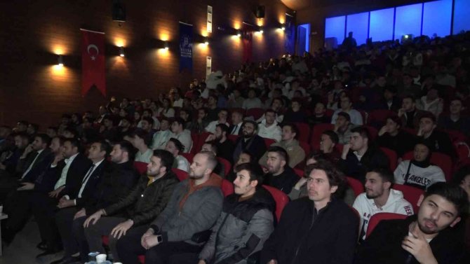 Başkan Aktaş, Dünya Kupası Heyecanını Gençlerle Yaşadı