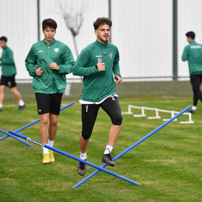 Bursaspor’da Nazilli Belediyespor Maçı Hazırlıkları Devam Ediyor