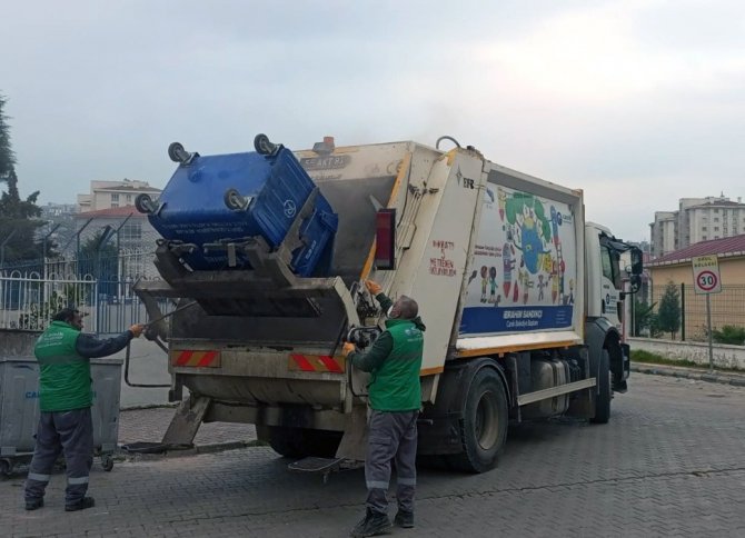 Başkan Sandıkçı: “İ̇lçemizin Her Noktasını Kapsamlı Bir Şekilde Temizliyoruz”