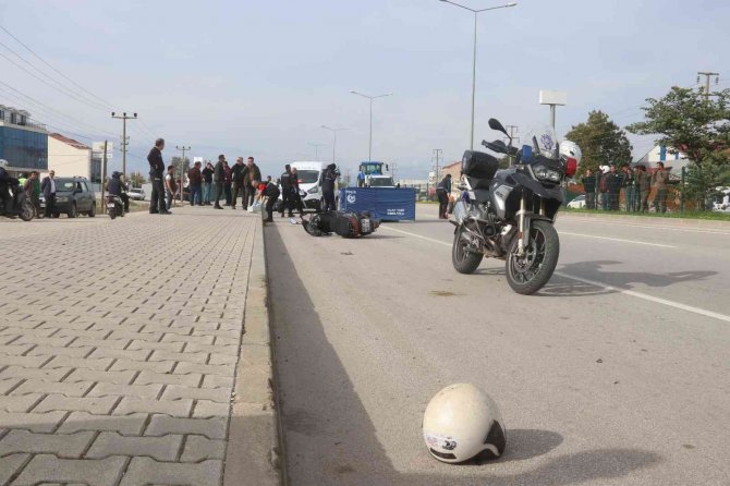 Fethiye’de Kamyon İle Motosiklet Çarpıştı: 1 Ölü, 1 Yaralı