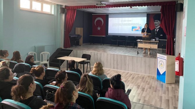 Çorlu’da ’Sağlıkla Kal’ Projesi Eğitimleri Başladı