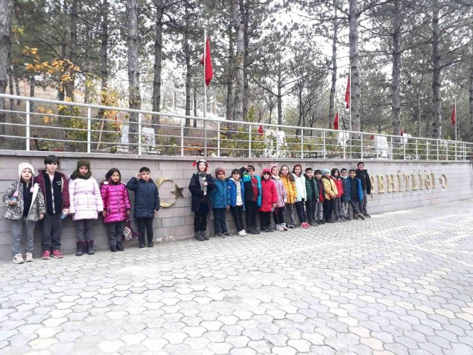 Minik Kalplerden Anlamlı Ziyaret