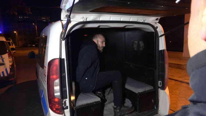 Kovalama Sonucu Yakalanan Uyuşturucu Taciri, Gazetecilere Hakaret Etti