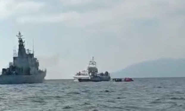 Ayvalık’ta Denizde Can Pazarı
